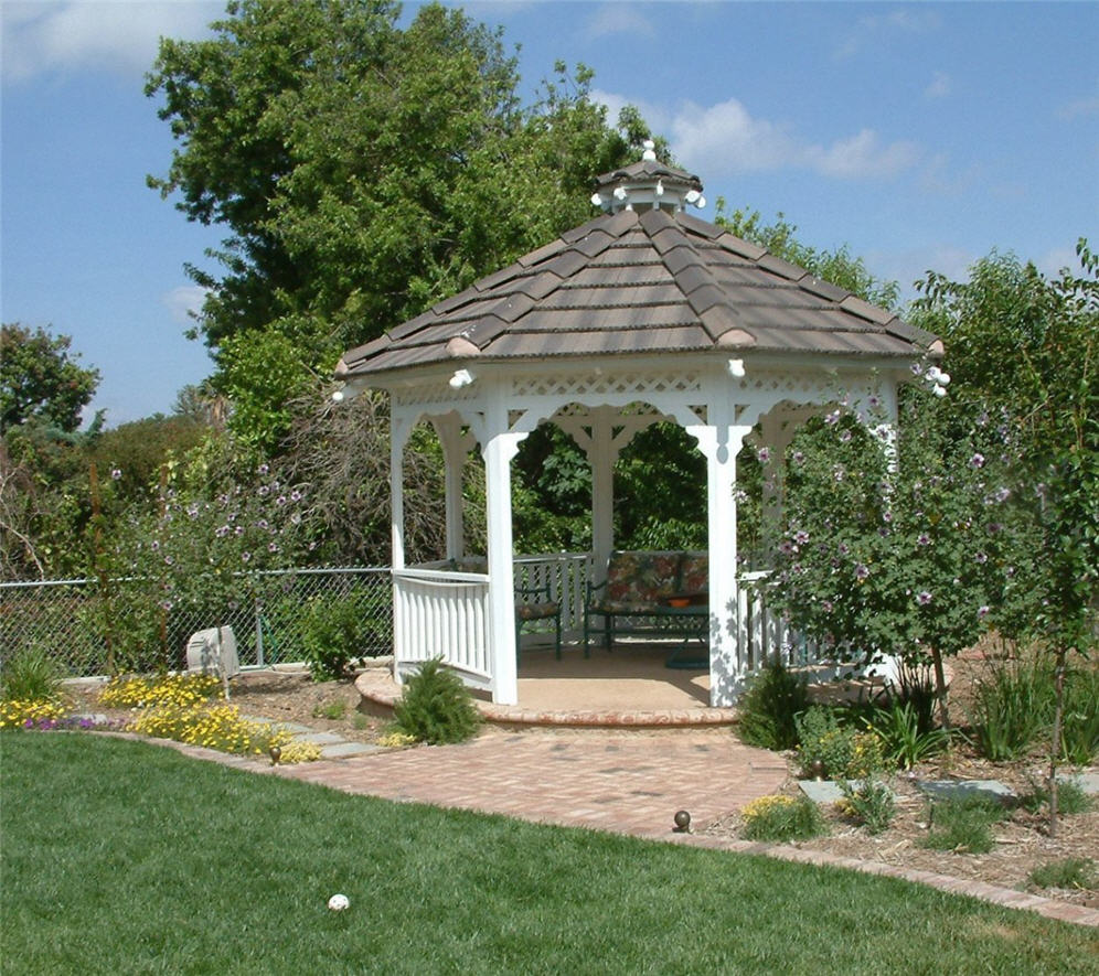 White Gazebo and Oak