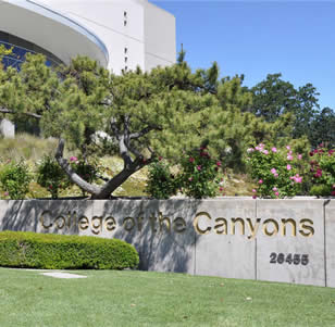 College of the Canyons